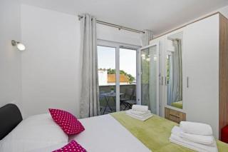 Apartment Blue Eyes - 4