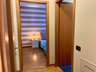 Bergamo Bilocale Nuovo in centro 4 posti Letto - 1