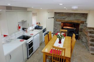 The Ash Cottage - 3