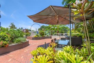 City Centre Unit on The Esplanade - Cairns - 1