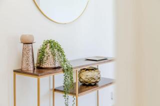 Stylish 1-Bedroom Apartment Close to Beaches - Cannes - 2