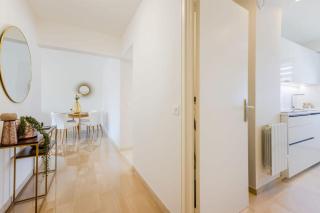 Stylish 1-Bedroom Apartment Close to Beaches - Cannes - 1