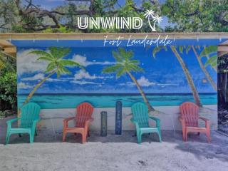 Tropical Oasis - BBQ and Beach-Inspired Nook - Fort Lauderdale - 0