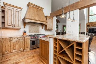 Unparalleled Lakeside Villa with Pool, Hot Tub, AC - 5