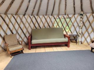 Ava Jade Yurt - Brownfield - 4