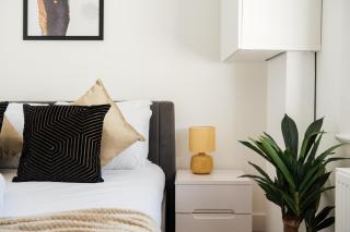 Stunning & Stylish 2 Bed Flat in West London - Londra - 7