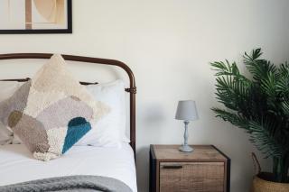 Stunning & Stylish 2 Bed Flat in West London - Londra - 3
