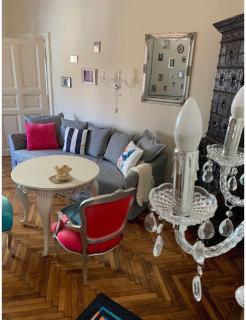Barbie Baroque - Budapest - 1