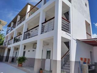 New Sunrise Hostal - 9