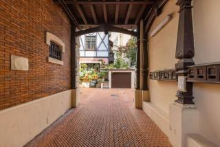 Cozy 2-Br Apartment 1 min from the Beaches - 7