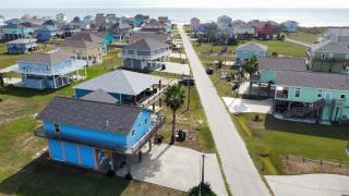 Serenity found King Bed Near Beach Three Little Birds - 9