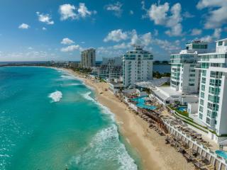 Beachfront Ocean View-boutique apartment •Gym •Spa - Cancún - 4