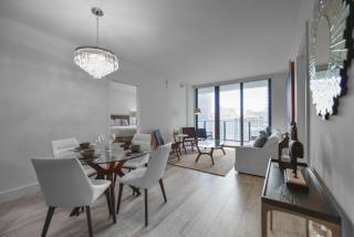 Unwind in Your Amazing City View Apartment - Miami - 6