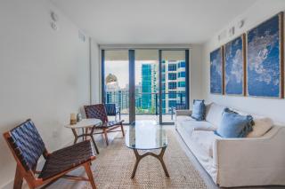 Unwind in Your Amazing City View Apartment - Miami - 9