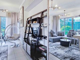 Chic Park Condo at Dubai Mall with Pool, Gym, Squash Courts, Games Room & Mini Theatre! - 8