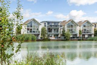 Skylark Lodge HM24 HOT TUB Lakeside Spa - 0