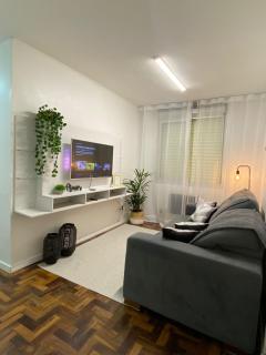 2 Dorm Próximo ao Consulado e Hospitais! - Porto Alegre - 4