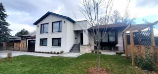 Private room with garden, 25 min to Downtown - Toronto - 0