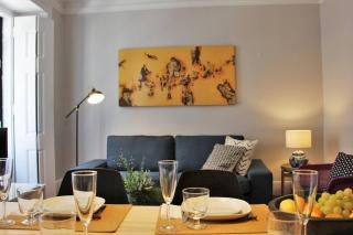 SM1-HAPPY at hip PR.REAL & BAIR.ALTO + private patio! - Lissabon - 2