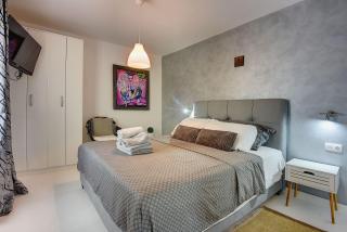 House Zoya - 1