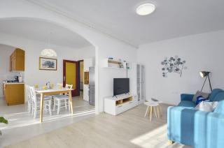 Apartment Ljuba - 0