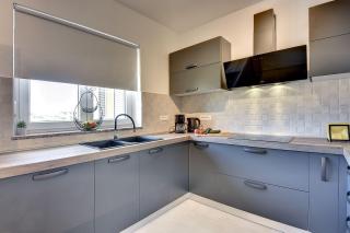 Moderne Ferienwohnung mit Balkon, BBQ, WLAN, Klima - 4