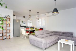 Moderne Villa mit privatem Pool, Sonnenterrasse nur 2 km vom Strand - Medulin - 6