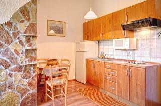 Schöne Ferienwohnung mit Außenpool, Klimaanlage, WLAN, BBQ und toller Außenterrasse - Pula - 6