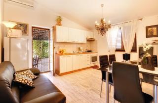 Ferienwohnung mit Außenpool, Klimaanlage, WLAN und Grillanlage - Pula - 8