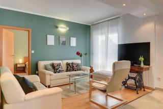 Attraktive Ferienwohnung mit großem Pool, Klimaanlage, WLAN, BBQ und nur 700 Meter bis zum Sandstrand - Medulin - 4