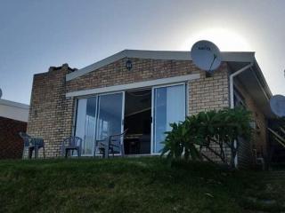 Chintsa West Beach Cottage - 8