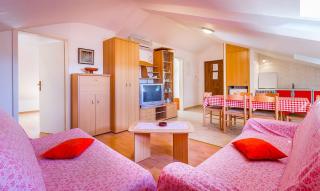 Appartement nur 800 Meter bis zum Sandstrand mit Klima, WLAN, Haustiere sind erlaubt - Medulin - 5