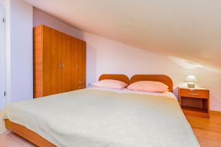 Appartement nur 800 Meter bis zum Sandstrand mit Klima, WLAN, Haustiere sind erlaubt - Medulin - 1