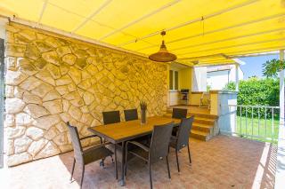 Im Jahr 2014 renoviertes Ferienhaus 400 Meter zum Strand - Premantura - 6