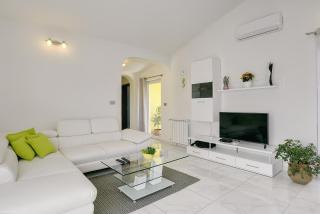 Appartement mit großem Garten und Grillbereich - Valtura - 2