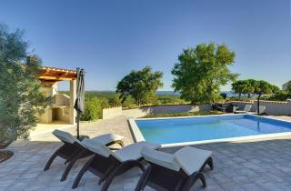 Traumhafte Villa mit privatem Pool, Sauna, Meerblick - Peroj - 9