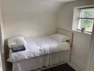 Bryntirion Farmhouse Apartment with Hot Tub - 1