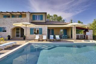 Sonnige Villa mit privatem Pool, Sauna, Whirlpool, WLAN, Klima und ein Kinderspielplatz - Maružini - 6