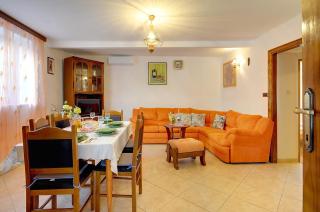 Oberhalb des Limfjords liegt diese Ferienwohnung mit Pool, Terrrasse und Grillplatz - Barat - 4