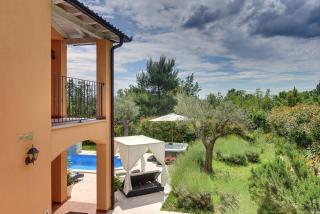Herrliche Villa mit Pool, Whirlpool, Sauna, Fitnessraum,WiFi und nur 2 km vom Strand entfernt - Krnica - 6