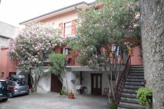 CORTE FABRIZIO – SCHÖNE FERIENWOHNUNG IM HISTORISCHEN ORTSKERN VON TIGNALE - Tignale - 9