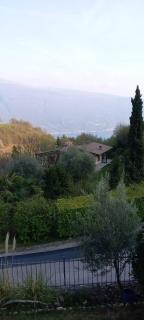 großzügiges Ferienhaus mit Seeblick und Garten in ruhiger Lage von Tignale am Gardasee - 4