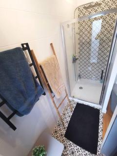 Standing, calm & confort. - 1