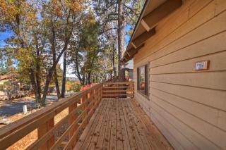 147 - Hillside Hideaway - Meredith Lodging - Big Bear Lake - 7