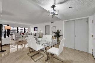 Cozy Ocean View Condo Beach Service 1015 - Miami Beach - 9