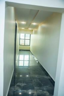Triple Tee Hotel & Service Apartments - Ikeja - 6
