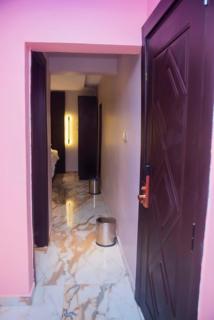 Triple Tee Hotel & Service Apartments - Ikeja - 3