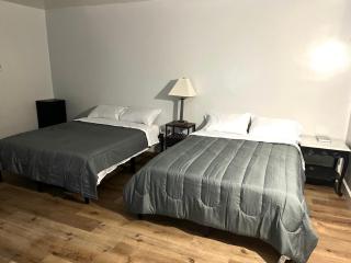 Deland Motel - 3