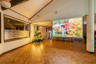 団体歓迎ジョイサウンドカラオケ付き北軽井沢超大型貸別荘7寝室5浴室20人泊まれる - 3