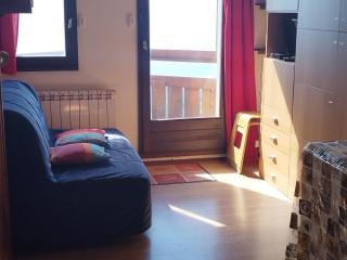 Studio rénové au pied des pistes avec balcon - FR-1-771-49 - Les Adrets - 3